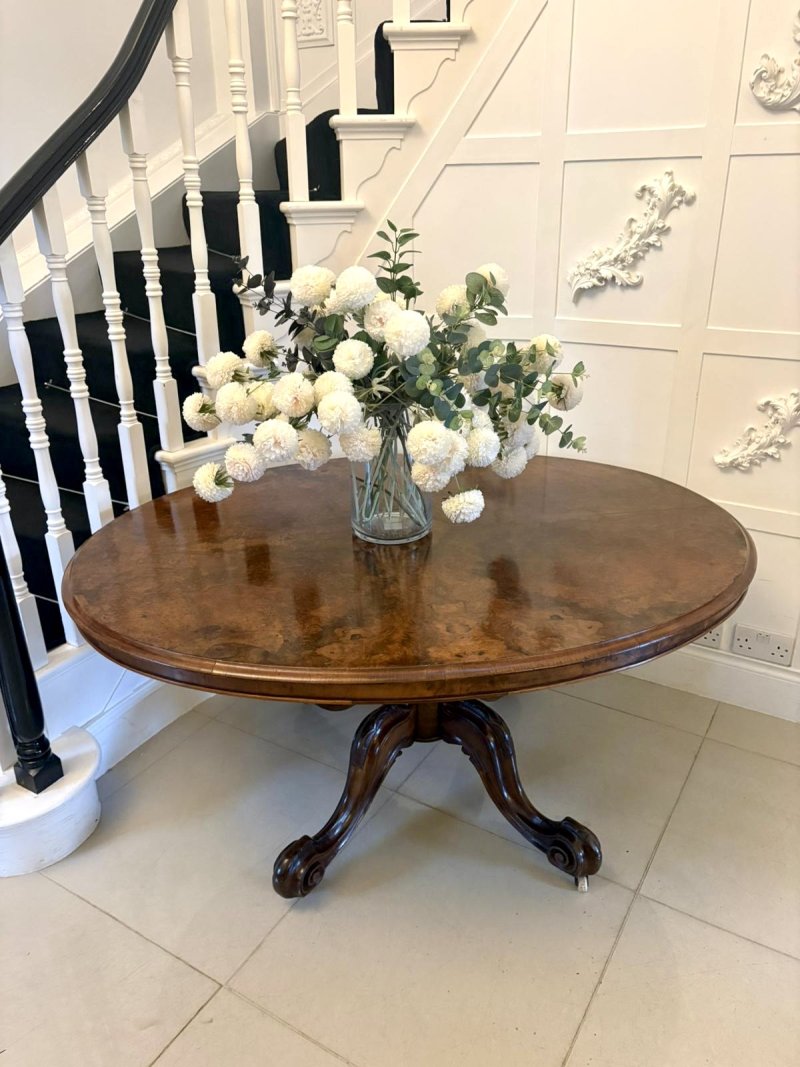 Quality Antique Victorian Burr Walnut Oval 6 Seater Dining Table on Carved Pedestal Base - Image 3